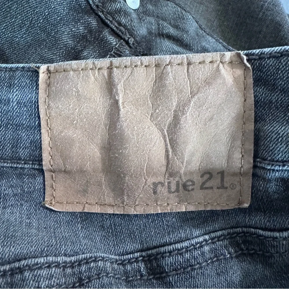 Rue 21 supreme flex black fade jeans size 34/32